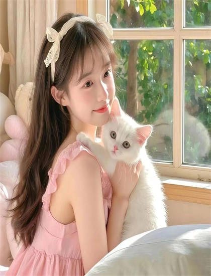 从文化视角看《温莎公爵夫人秘史》：细节的精心设计与隐藏寓意 探索文化表达的多种形式